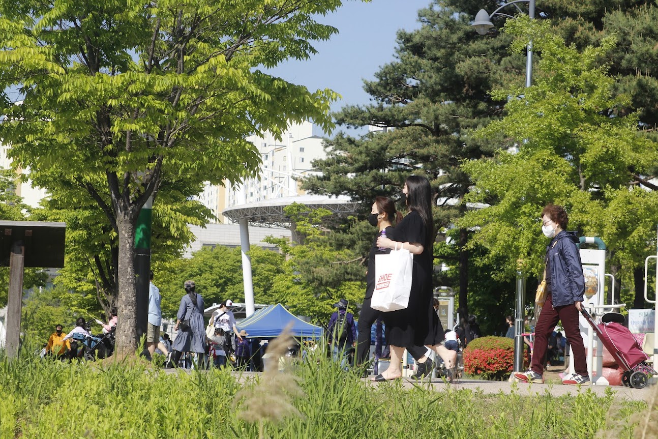 장안공원 야외무대
